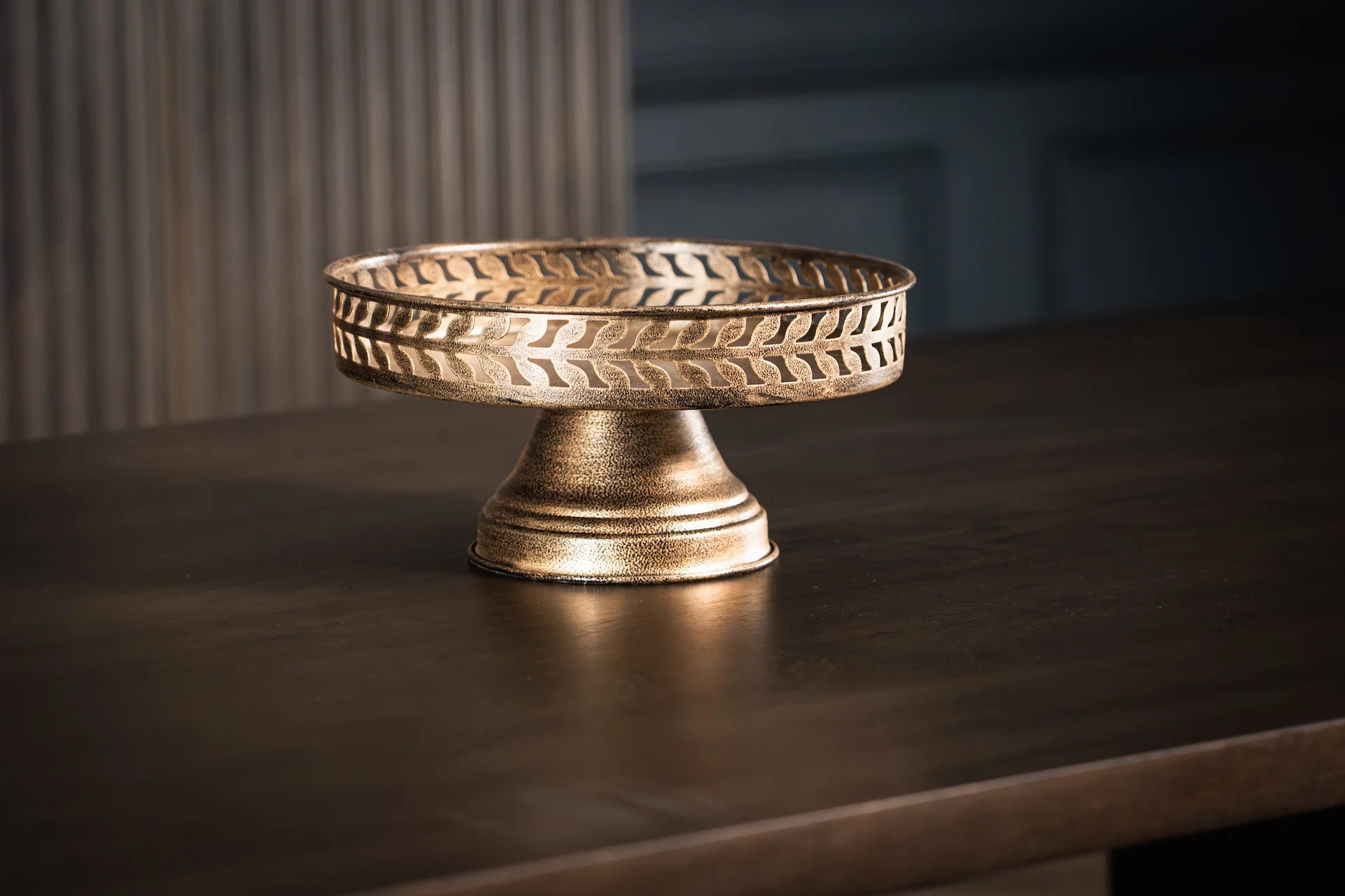 Solid Mango Wood Dark Brown Dining Table 200cm – Butterfly Pedestal Base - Image 7