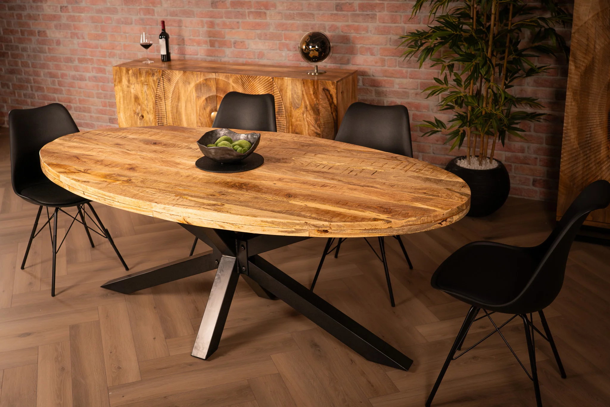 Solid Mango Wood Oval Dining Table 160cm – Galaxie Spider Frame - Image 3