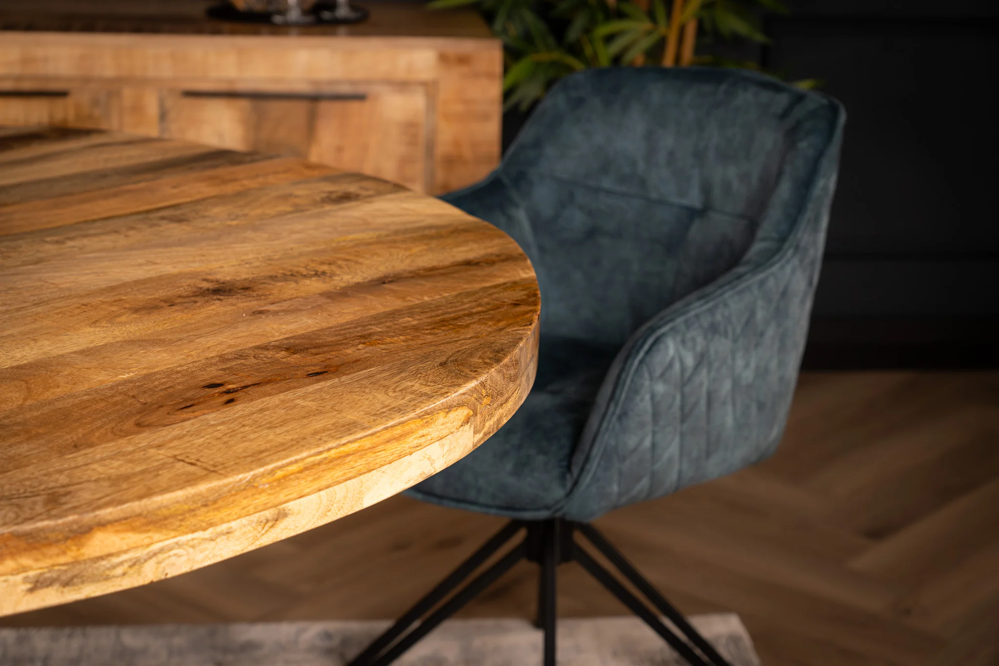 Solid Mango Wood Round Dining Table 120cm – Galaxie Star Base - Image 4