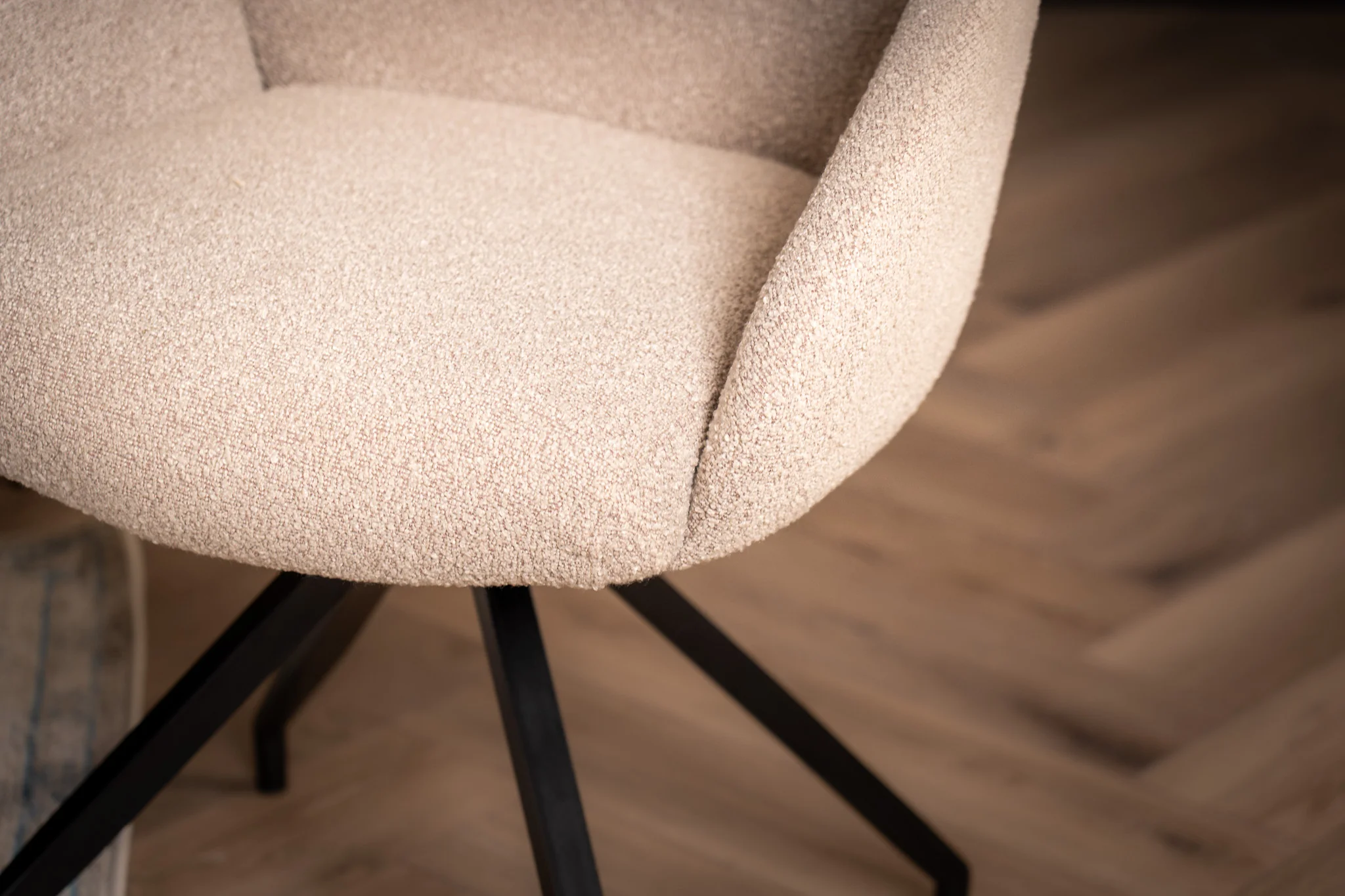 Boucle Swivel Dining Chair Beige – Glide - Image 4