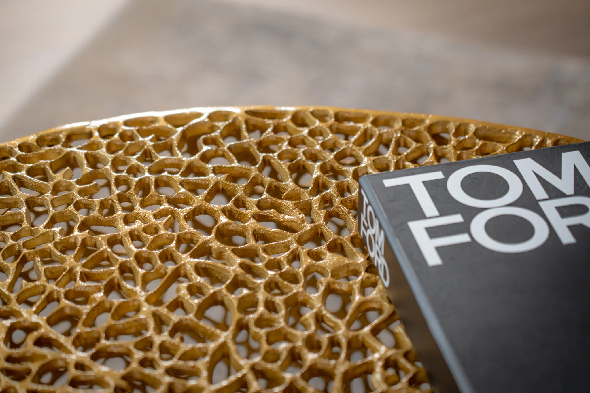 Aluminium Coffee Table Gold 80 cm – Golden Coral - Image 3