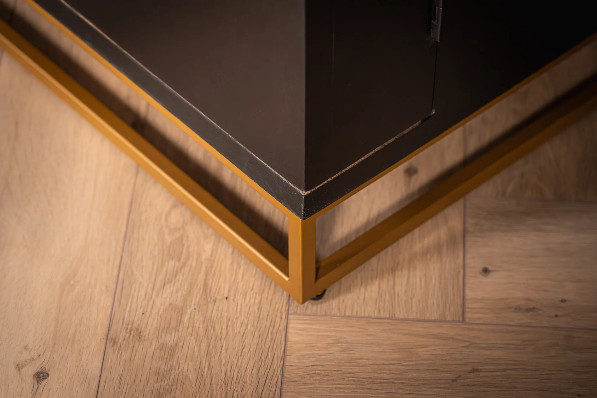 Solid Mango Wood Bar Cabinet Black & Gold 140 cm – Sunset - Image 11
