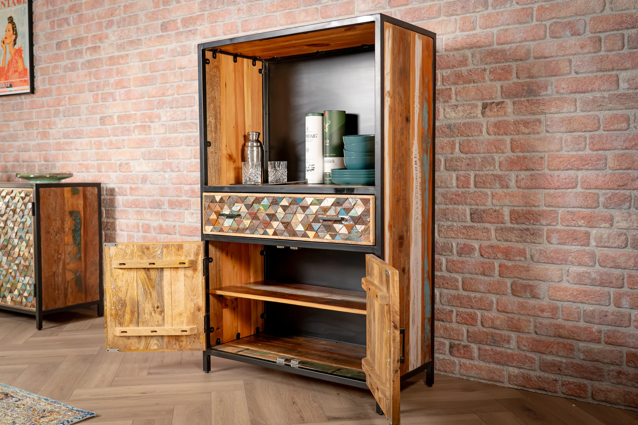 Recycled Mango Wood Display Cabinet with Black Metal Frame 160 cm – Iron Sky - Image 10