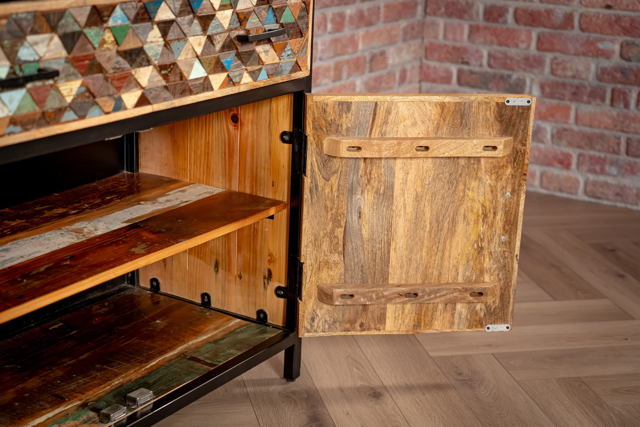 Recycled Mango Wood Display Cabinet with Black Metal Frame 160 cm – Iron Sky - Image 9