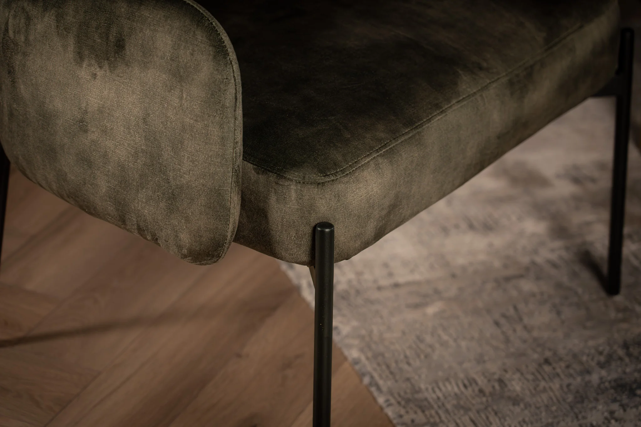 Velvet Lounge Chair Grey Green with Black Legs – Milo - Image 2