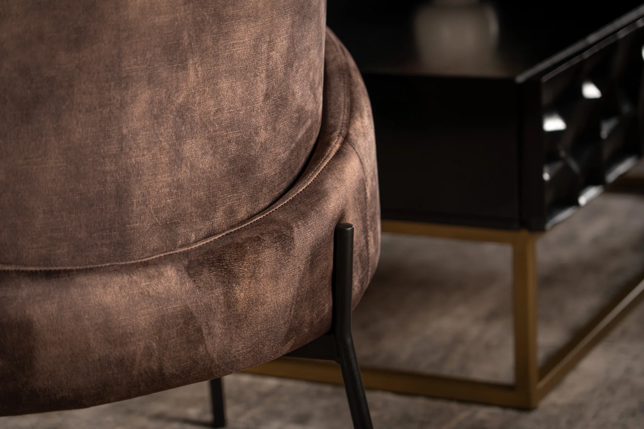 Velvet Lounge Chair Grey Brown with Black Legs – Milo - Image 8