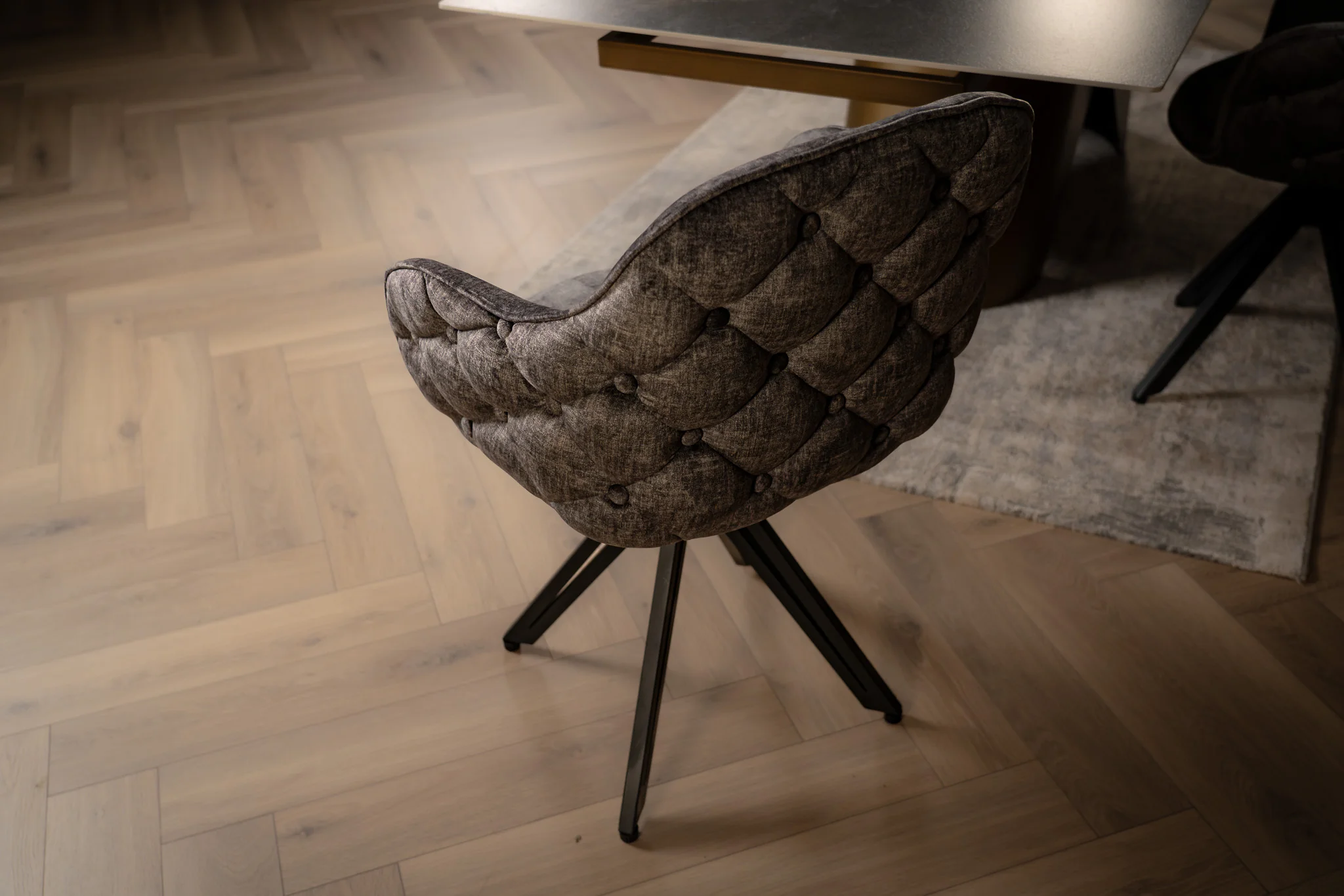 Modern Baroque Rotatable Design Grey Velvet Retro Style Chair with Chesterfield Design Stitching - Image 3