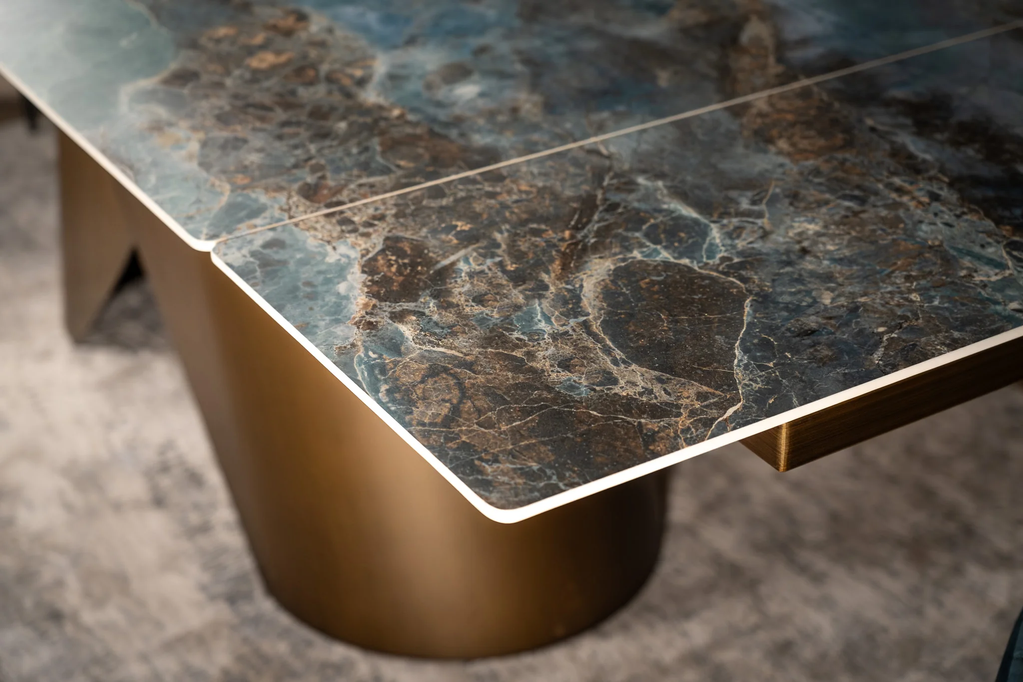 Extendable Sintered Stone Dining Table 180-260cm – Nemesis Crystal Blue Marble - Image 7