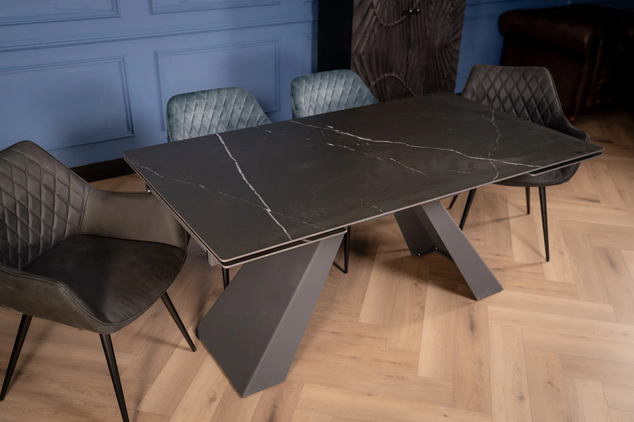 Extendable Sintered Stone Dining Table 160-240cm – Oasis Black Manhattan - Image 7