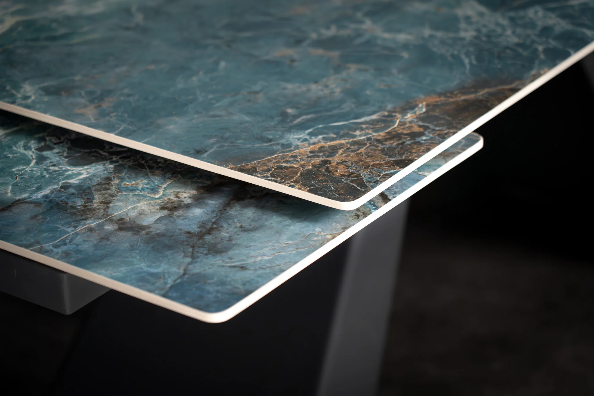 Extendable Sintered Stone Dining Table 160-240cm – Oasis Crystal Blue Marble - Image 9