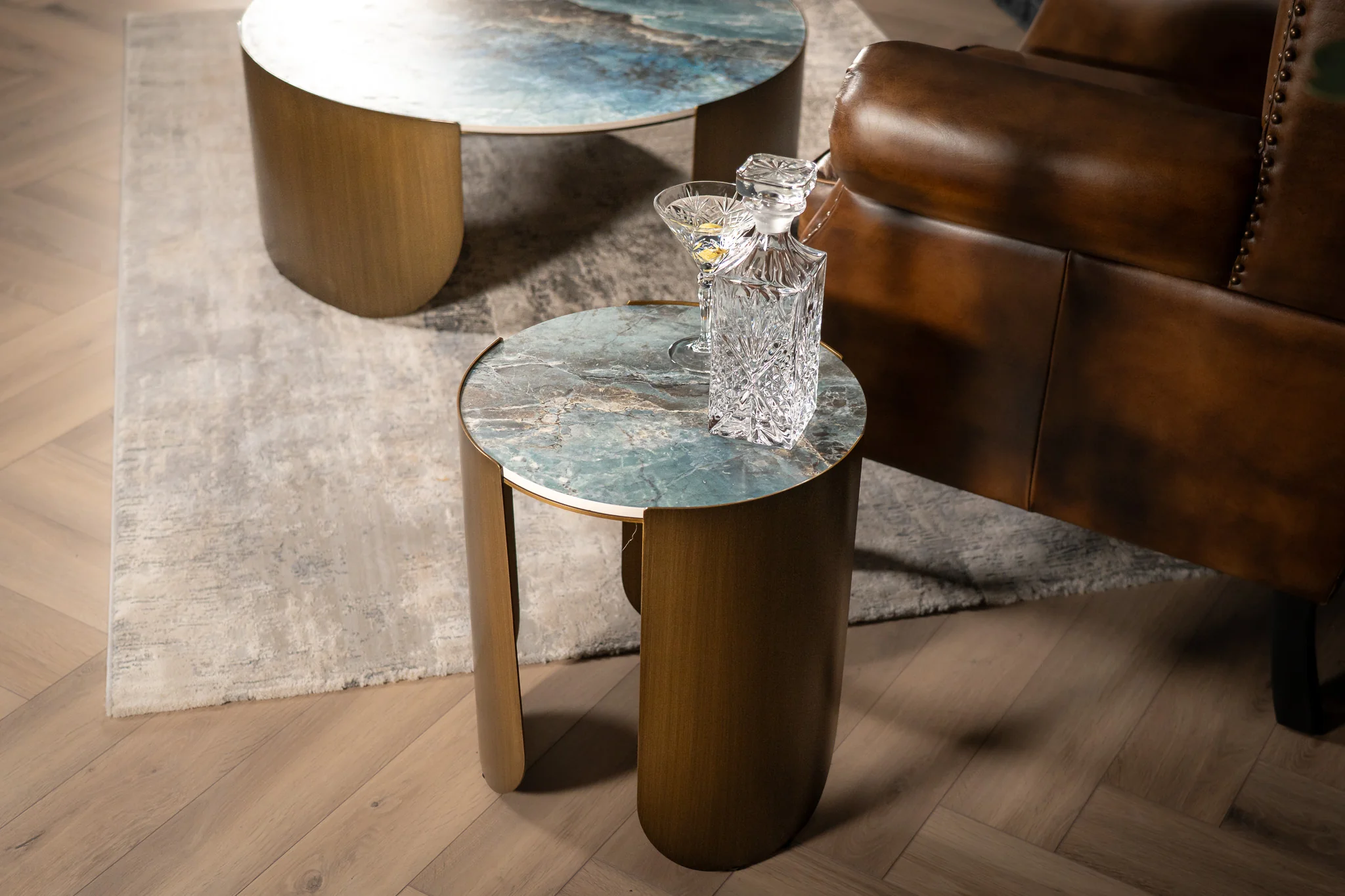 Sintered Stone Round Side Table Crystal Blue Marble 40 cm – Petroio - Image 3