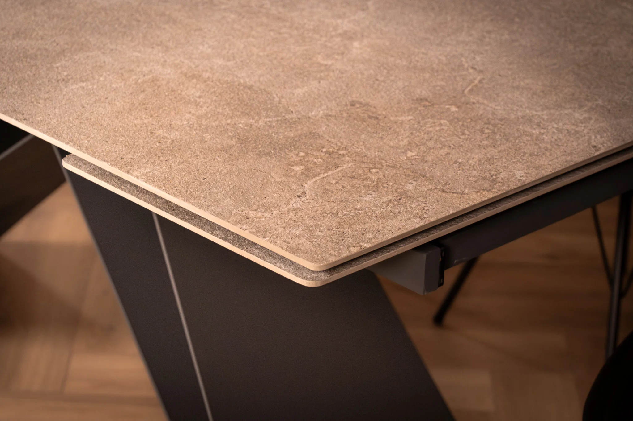 Extendable Sintered Stone Dining Table 180-260cm – Apollo Grey Concrete Look - Image 9
