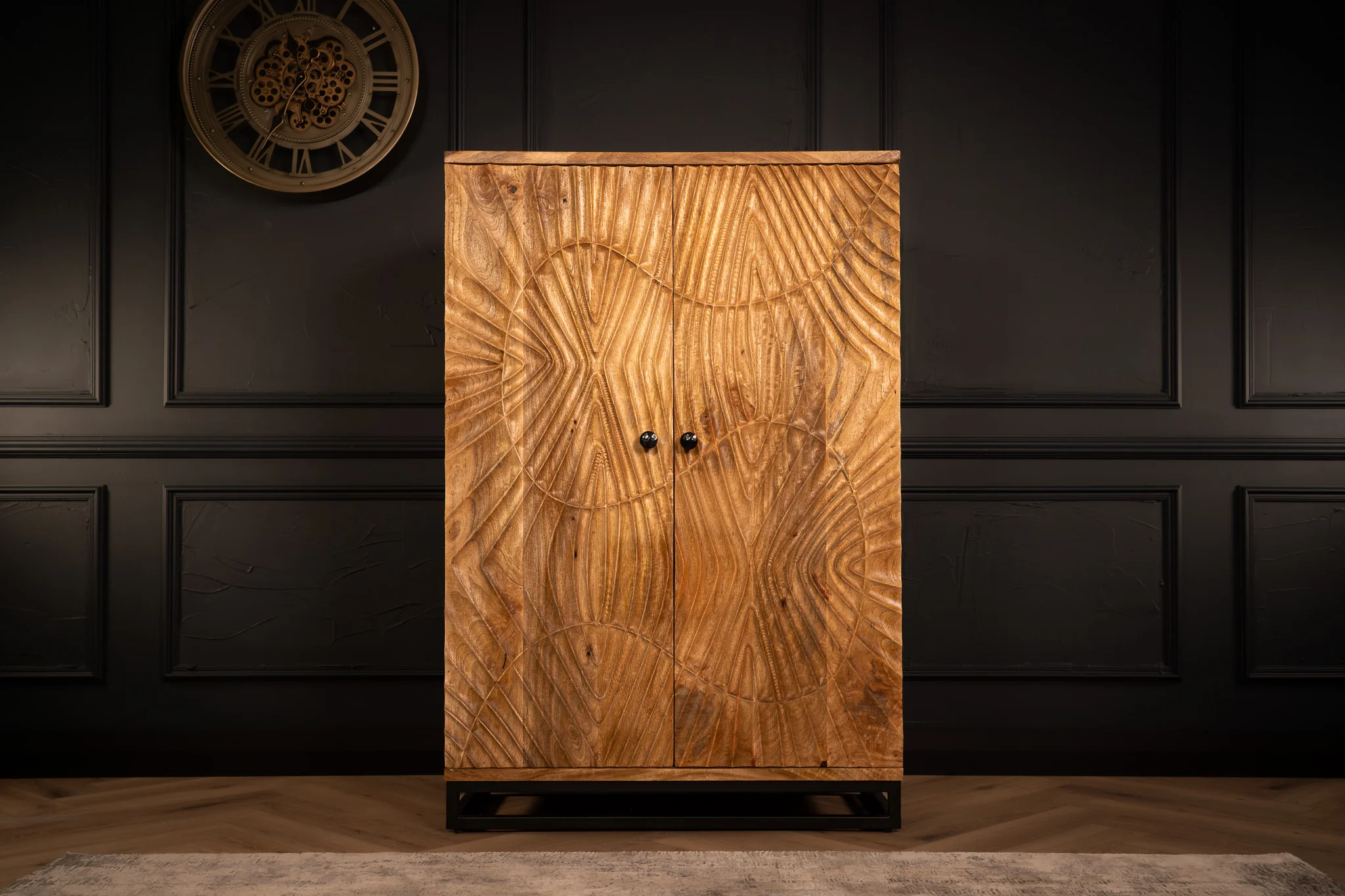 Solid Mango Wood Bar Cabinet 141 cm with 3D Carved Front in Natural Brown – Scorpion - Image 3