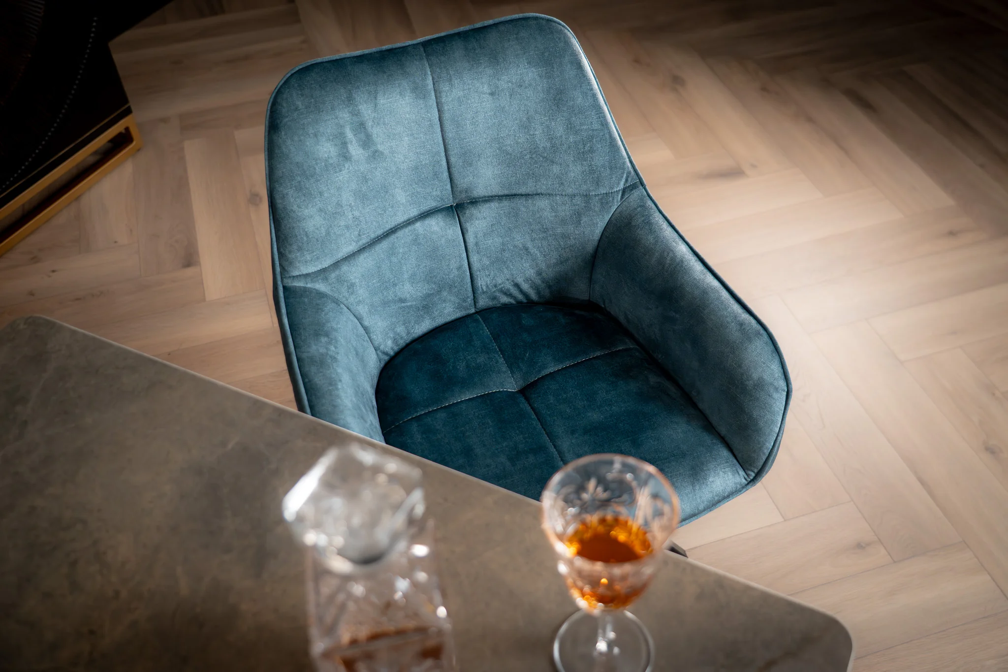 Velvet Swivel Dining Chair Petrol Blue with Black Legs – Terra - Image 3