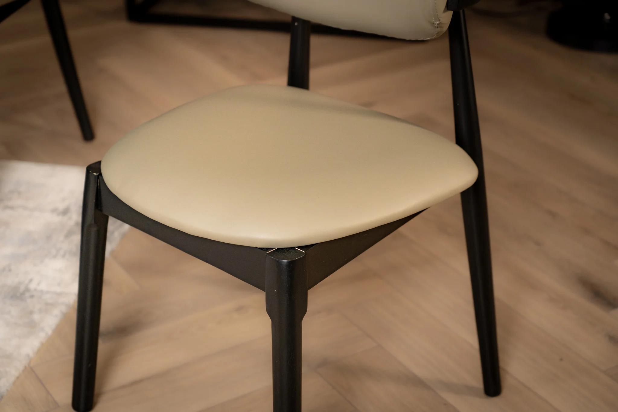 Faux Leather Dining Chair Khaki with Black Legs – Vita - Image 6