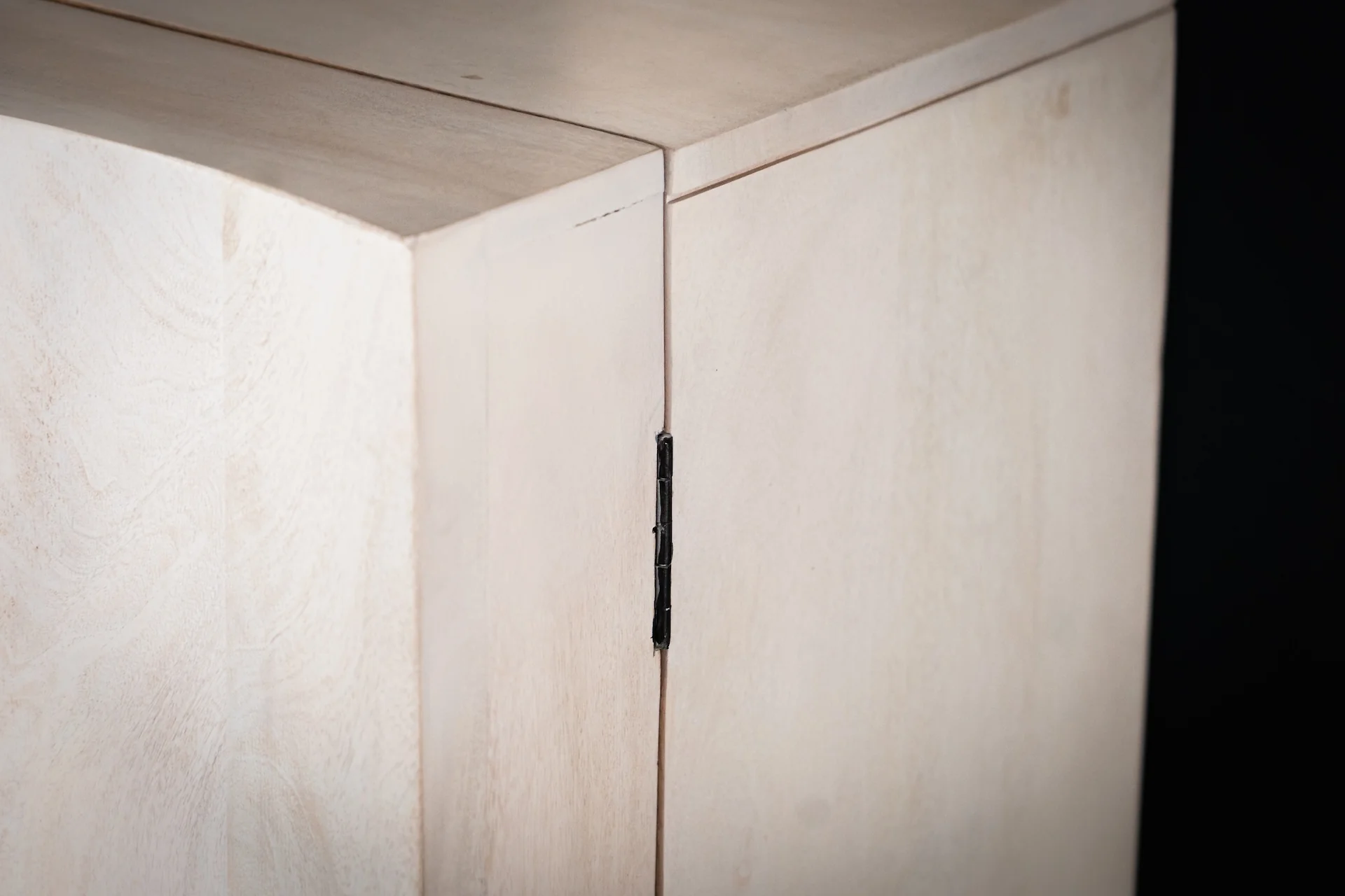 Solid Mango Wood Bar Cabinet with 3D Carved 140 cm - White Mountain White - Image 8