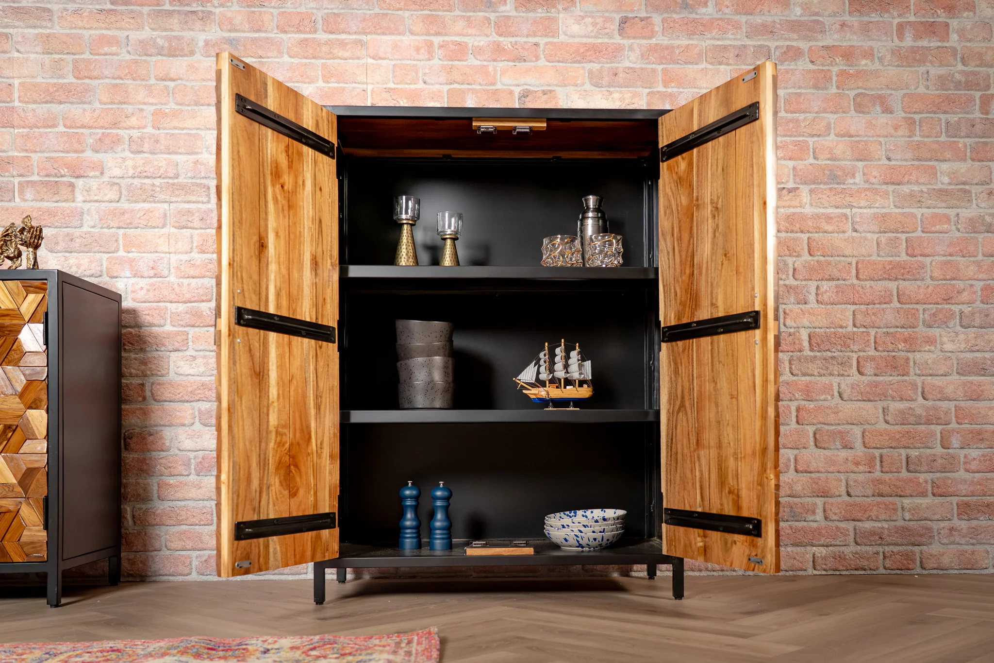 Solid Recycled Teak and Acacia Wood Cabinet 120 cm with 3D Geometric Front – Woodcraft - Image 4